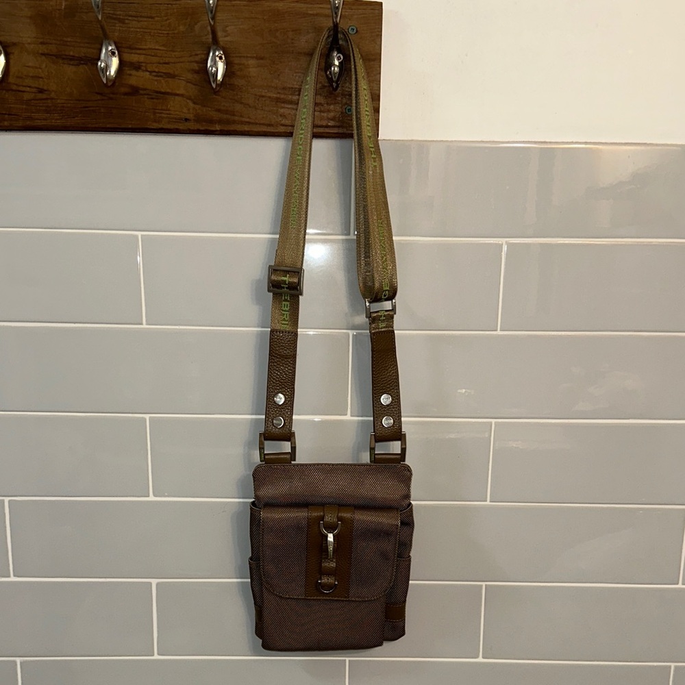 The Bridge Messenger Crossbody Bag - Durable Everyday Carry